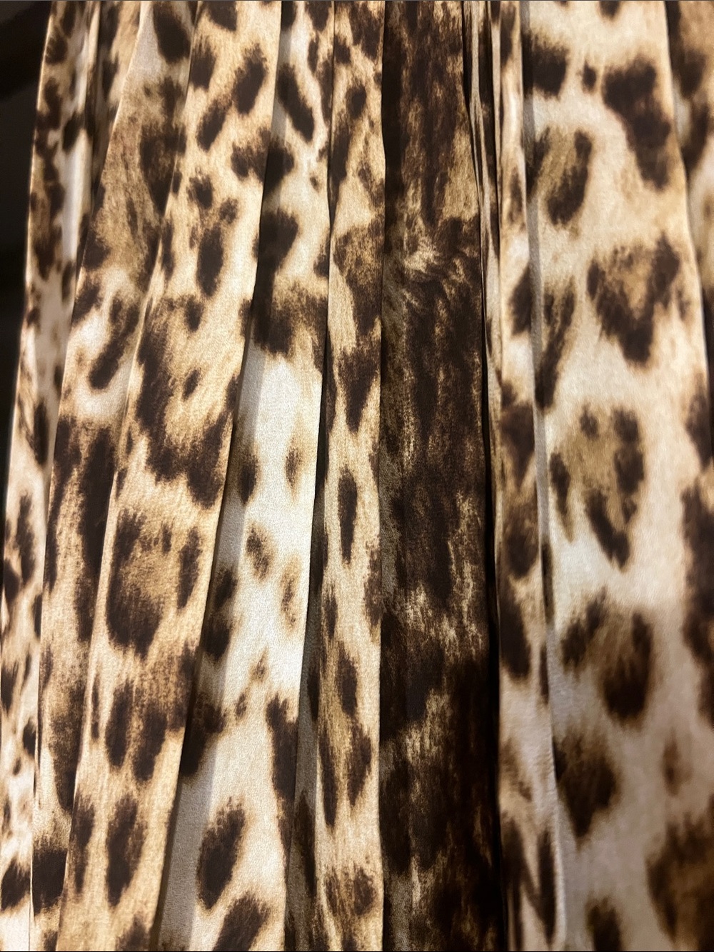 J.CREW WOMENS PLEATED LEOPARD MIDI SKIRT SIZE 4 LIKE NEW! - Picture 2 of 10